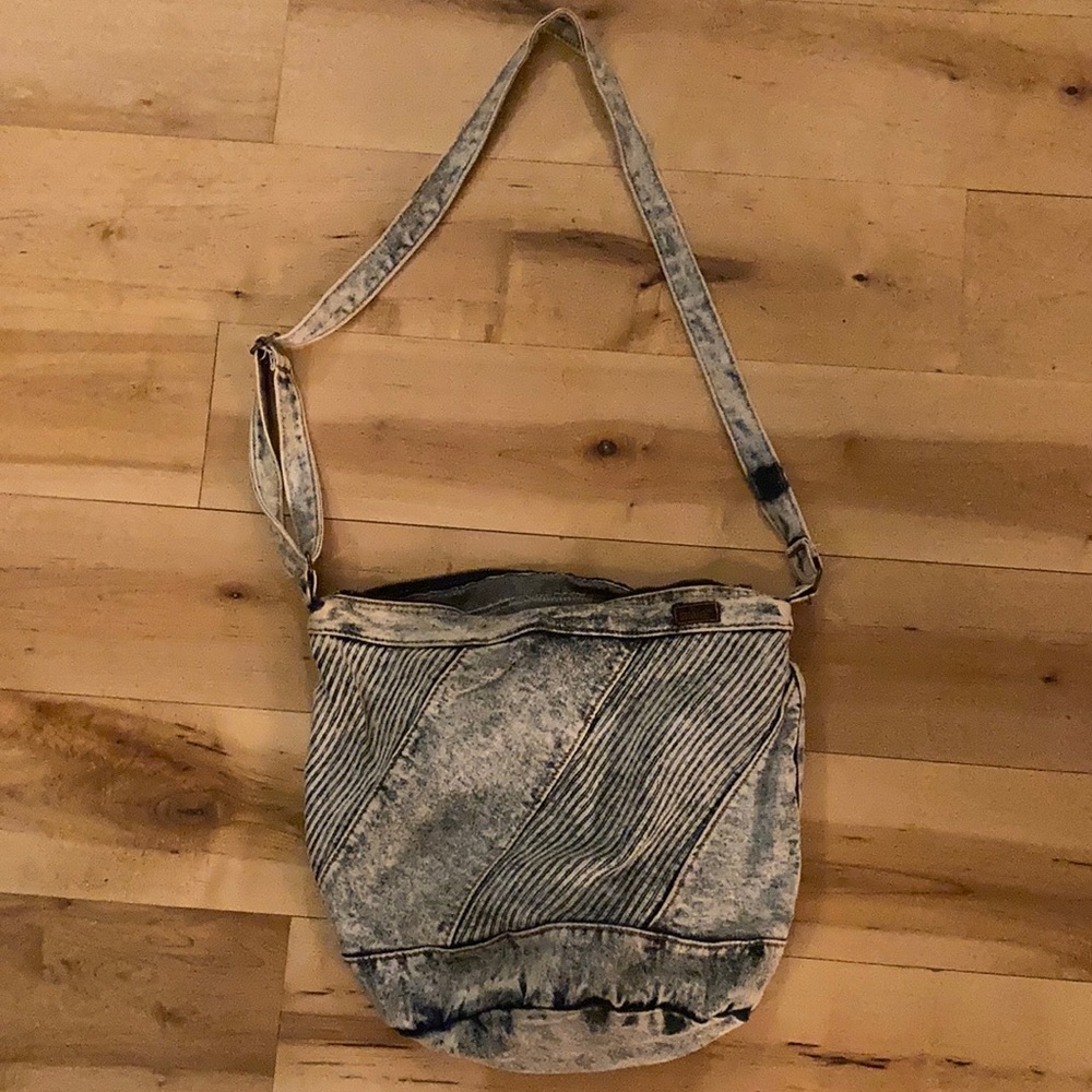 Authentic 90s Shane Bag - Acid Wash
